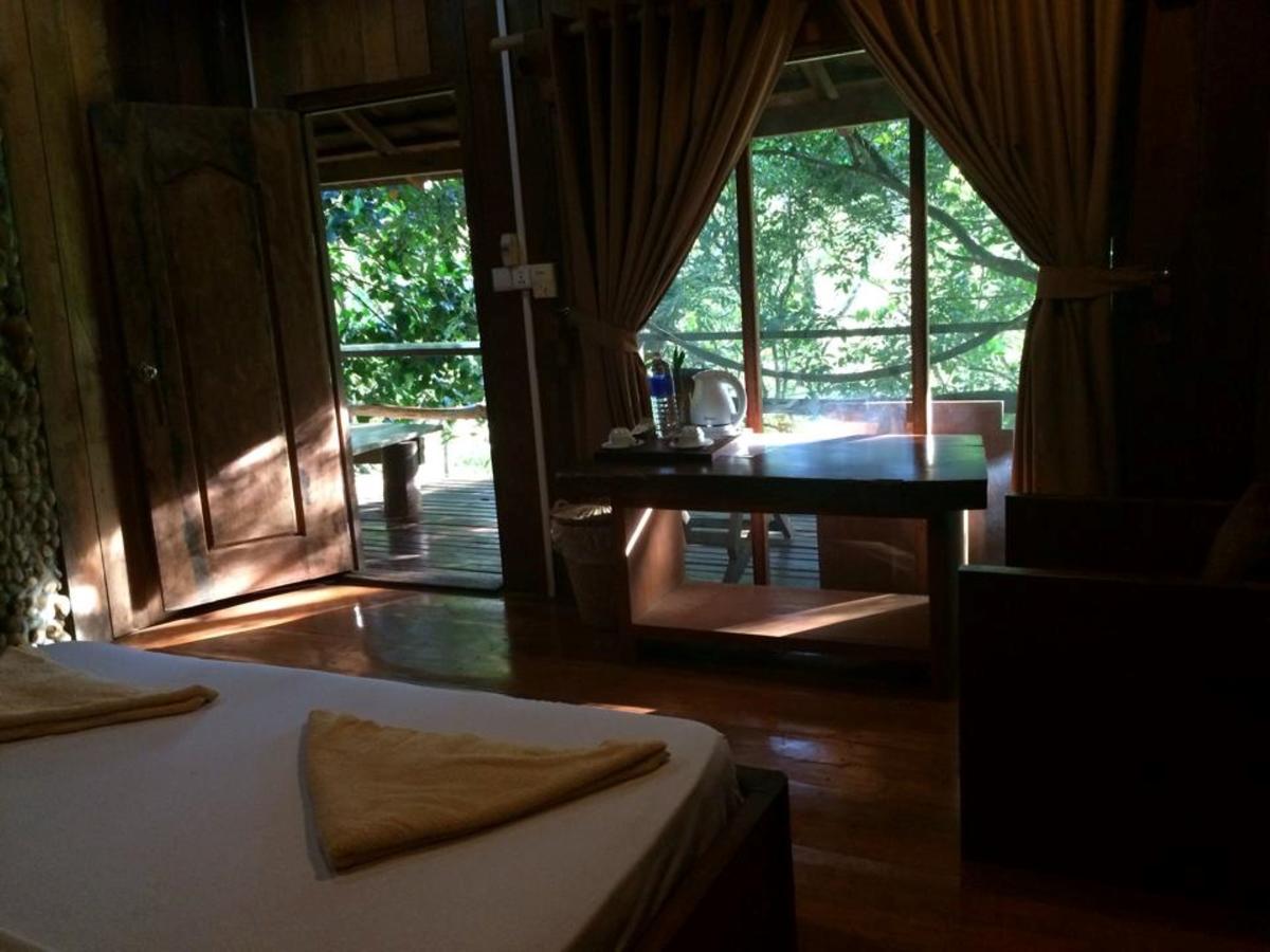 Tree Top Eco-Lodge Banlung Екстер'єр фото